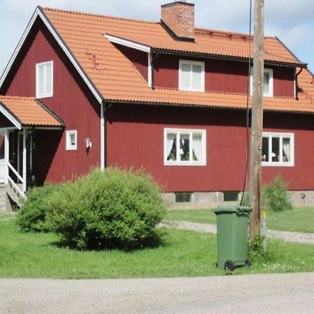 Egen Laegenhet I 2-Familjshus Pa Landet. Villa Tierp Luaran gambar
